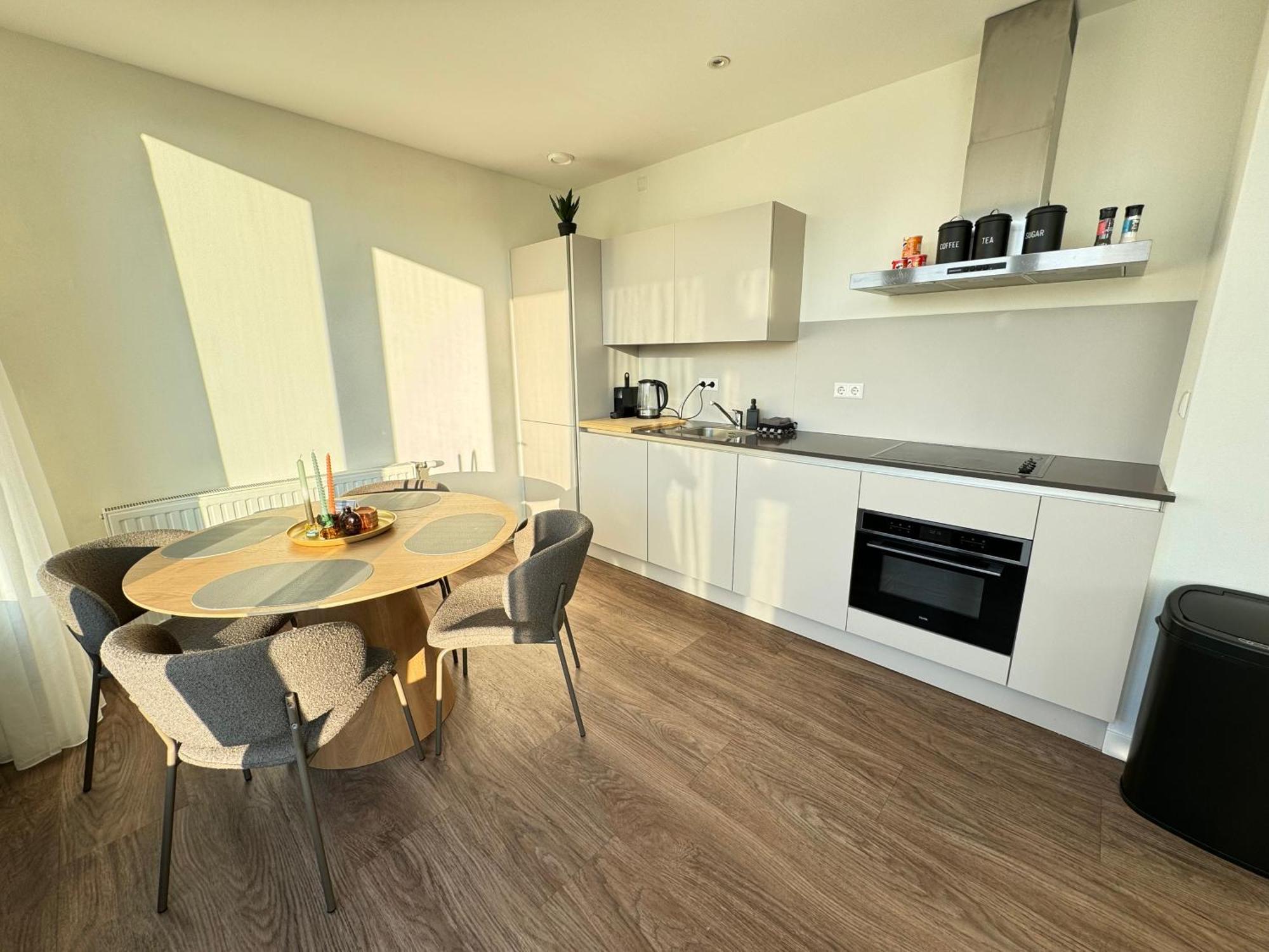 Stadslogies In Apartment *